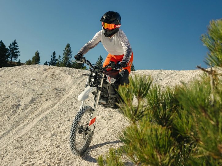 004 DWM ZERO MY25 XE FINALS V1 HI 0011