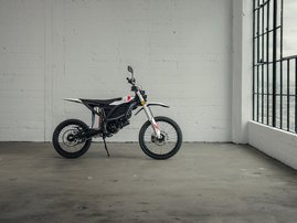 008 DWM ZERO MY25 XE FINALS V2 HI 0001