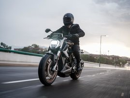 DSCF9933